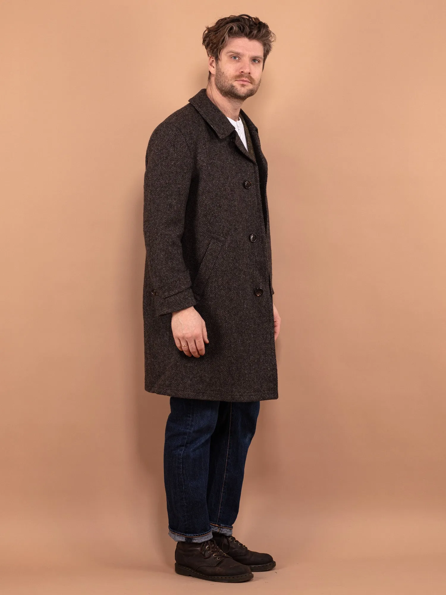 Vintage 70's Men Pure New Wool Coat in Brown