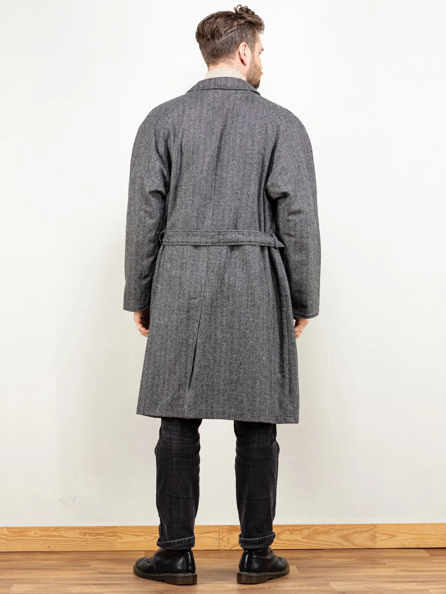 Vintage 80's Men Wool Blend Coat in Grey